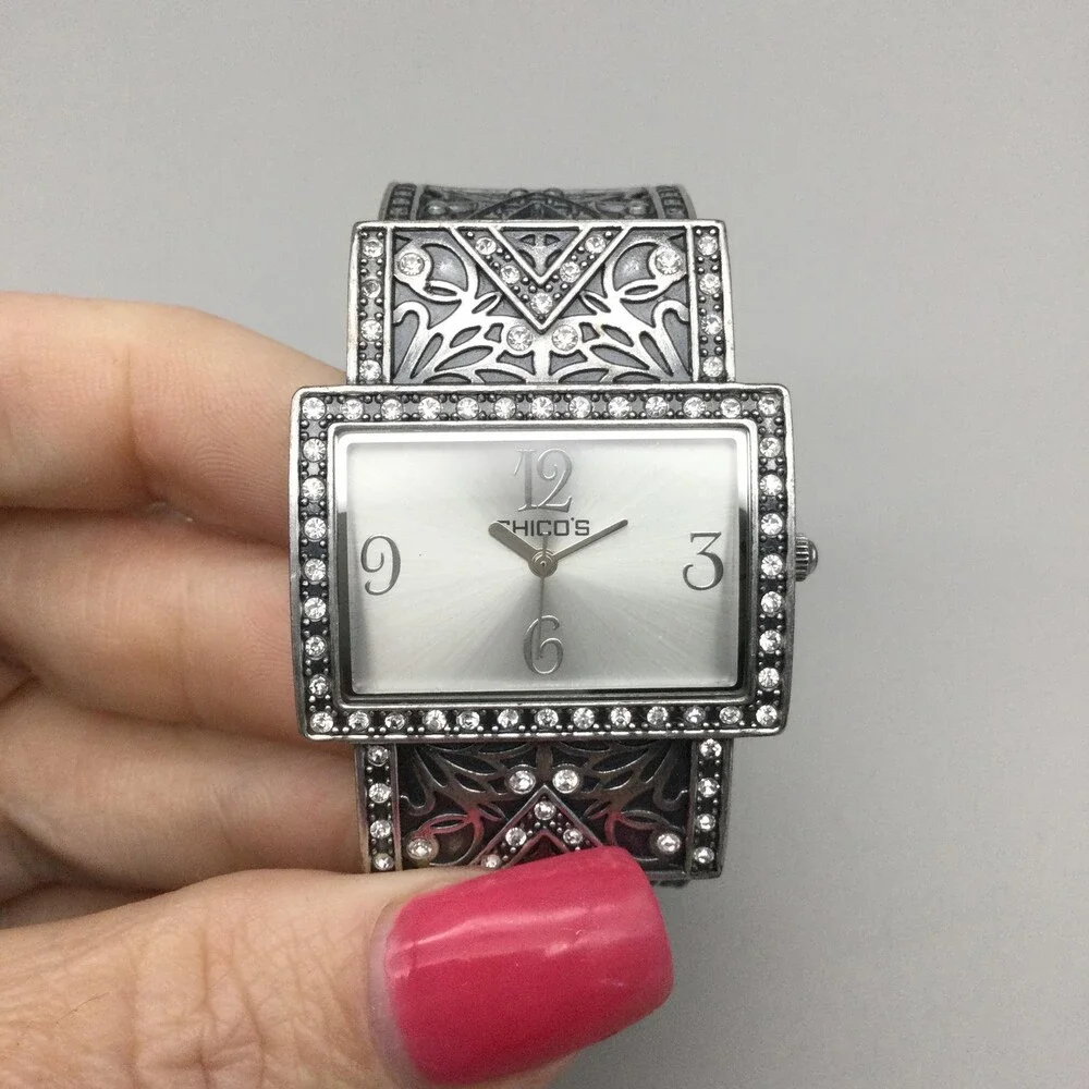 Chico's Womens Watch 34mm Silver Tone Crystals Bangle Dress New Battery - Picture 5 of 12